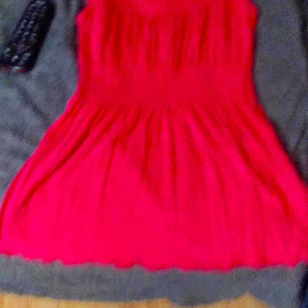 Barely worn like new going threw my closet